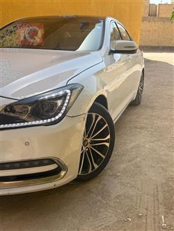 جنسس G80